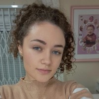 Caroline Dambros