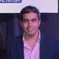 Mauricio Flores