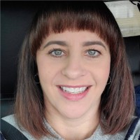 Lyni Bratcher