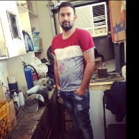 Amir Khan