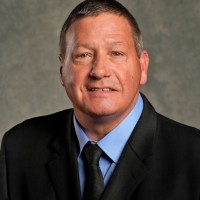 Bruce Arnold