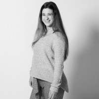 Ellie Travica