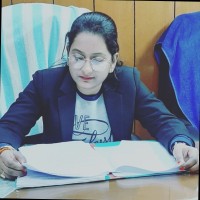 Adv Ayushi Arora