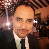 Oscar H Zamora