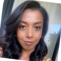 Sharmani Mccallum