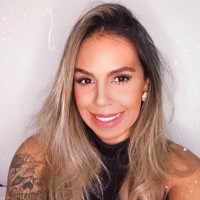 Elaine Siqueira