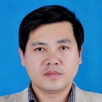 李震坤