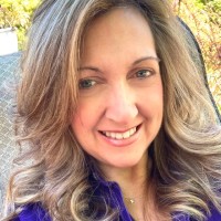 Lisa Lozzi (Quinn)