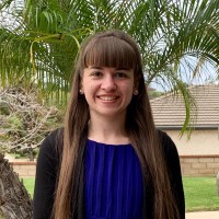 Julie Critchfield, Eit