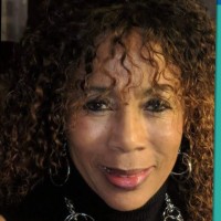 Yvonne Ravenell, Smalls