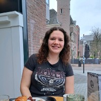 Iris Van Campen