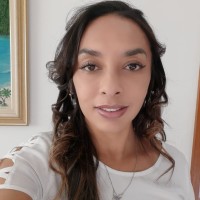 Viviane Fernandes Martins