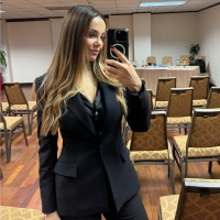 Pandora Vangjeli