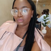 Noluthando Mlahleki