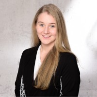 Lara Warneburg