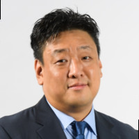 이근우