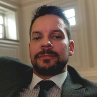 Christopher Leach