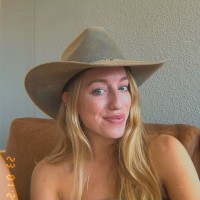 Nina De Waal