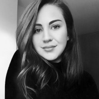 Moira Mattos Guillén