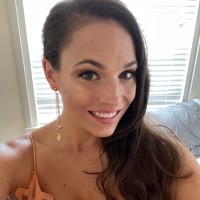 Amanda Holecz