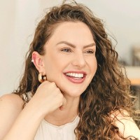 Gisele CaleffiGisele Caleffi is an Influencer