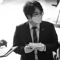 Esjay Seungjin Yoo