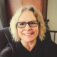 Cathy Louer, Csm