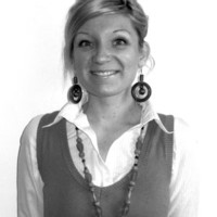 Nikki Carlin