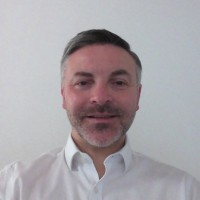 Simon Tearle