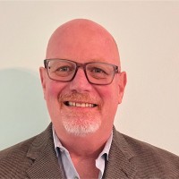 Tom Kirk