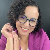 Débora Romaniello Guimarães de Rezende