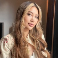 Carolyn La