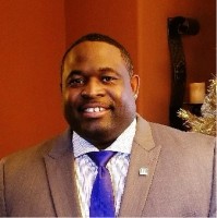 Dee Holloway