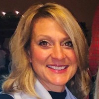 Lara Fenton
