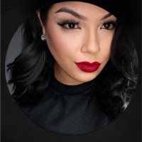 Celina Flores