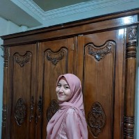 Putri Renelda