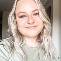 Caitlin Moen