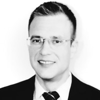 Oleg Kremer