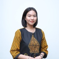 Bernadette Uly S.