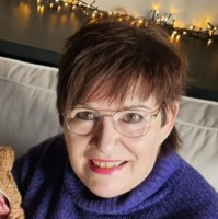 Loraine Van Hoffe