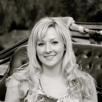 Alexandra Laroche, Cpa
