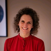 Suzanne Smits
