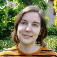 Nina Van Hoof