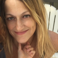 Cari Howe