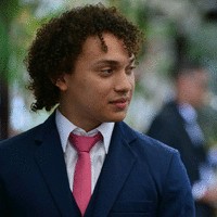Lucas Mezac S. Almeida