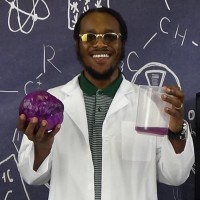 Dominique Newton