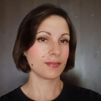 Виктория Томулеску