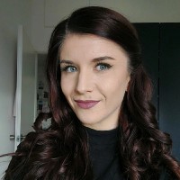 Laura V.