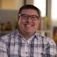 Dustin Groves