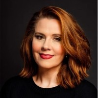 Stacy Burnett, Mba
